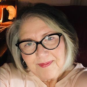 Meet your Posher, Cathy